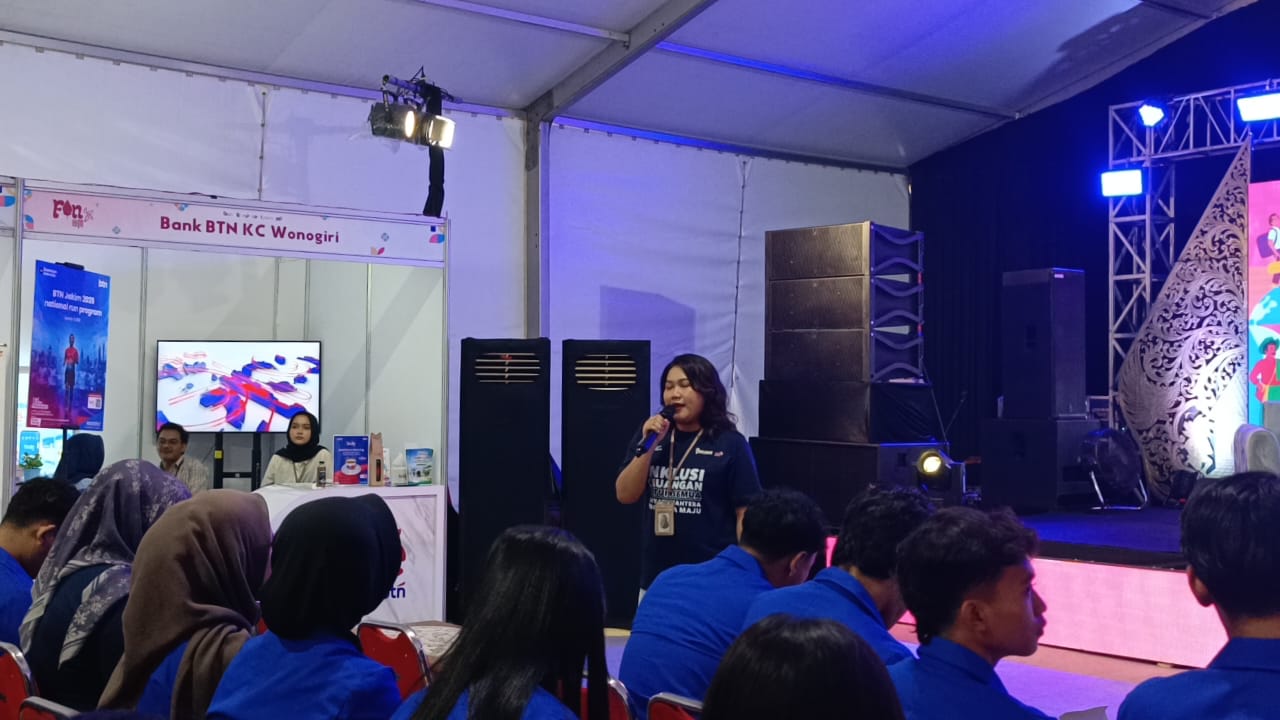 Puncak Bulan Inklusi Keuangan: HMJ Dharmaduta Hadiri Edukasi Keuangan Oleh OJK