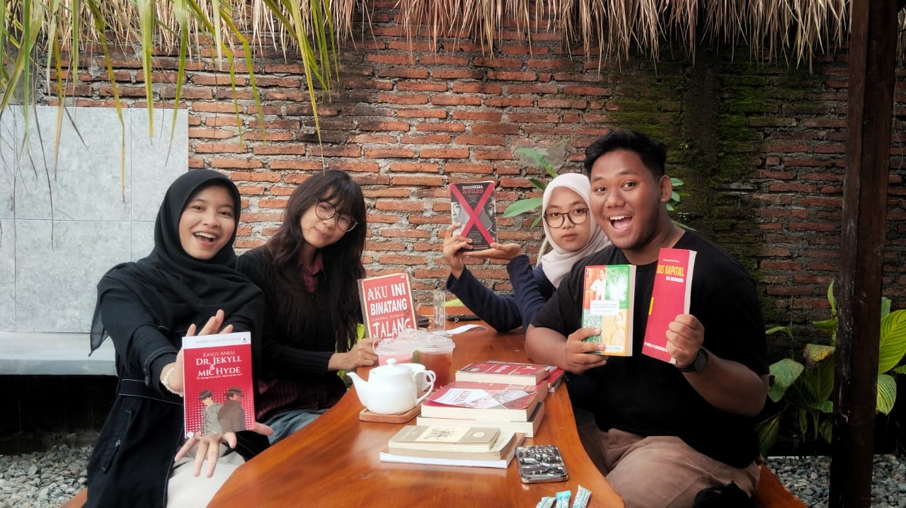 Lebih Sekedar dari Kopi dan Buku: “Teman Baca” Menemukan Inspirasi dan Koneksi di Wonogiri